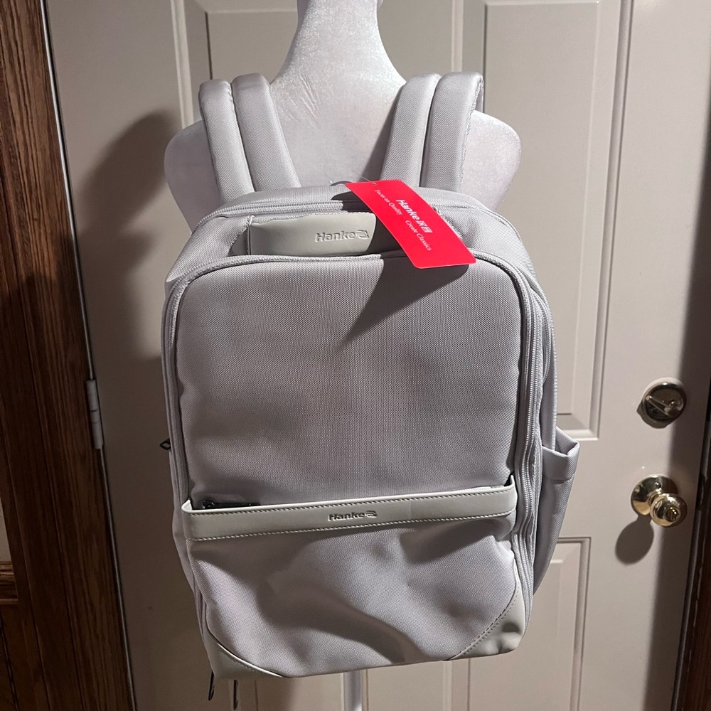 NEW Hanke Expandable Travel Laptop Backpack 16” – Greyish White - Picture 5 of 10